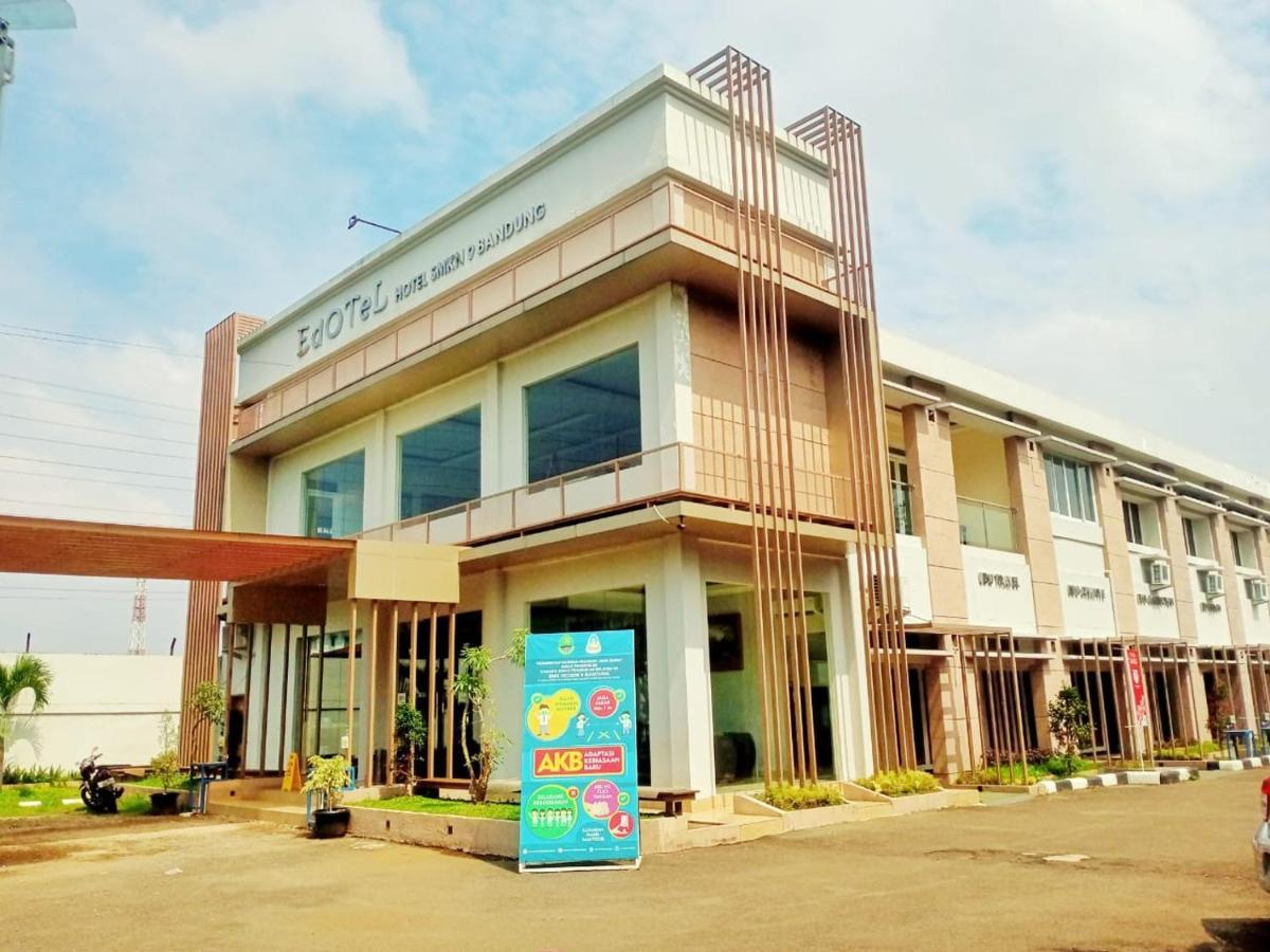OYO 90102 Edotel Hotel By Dbest Hospitality Bandung Exterior foto
